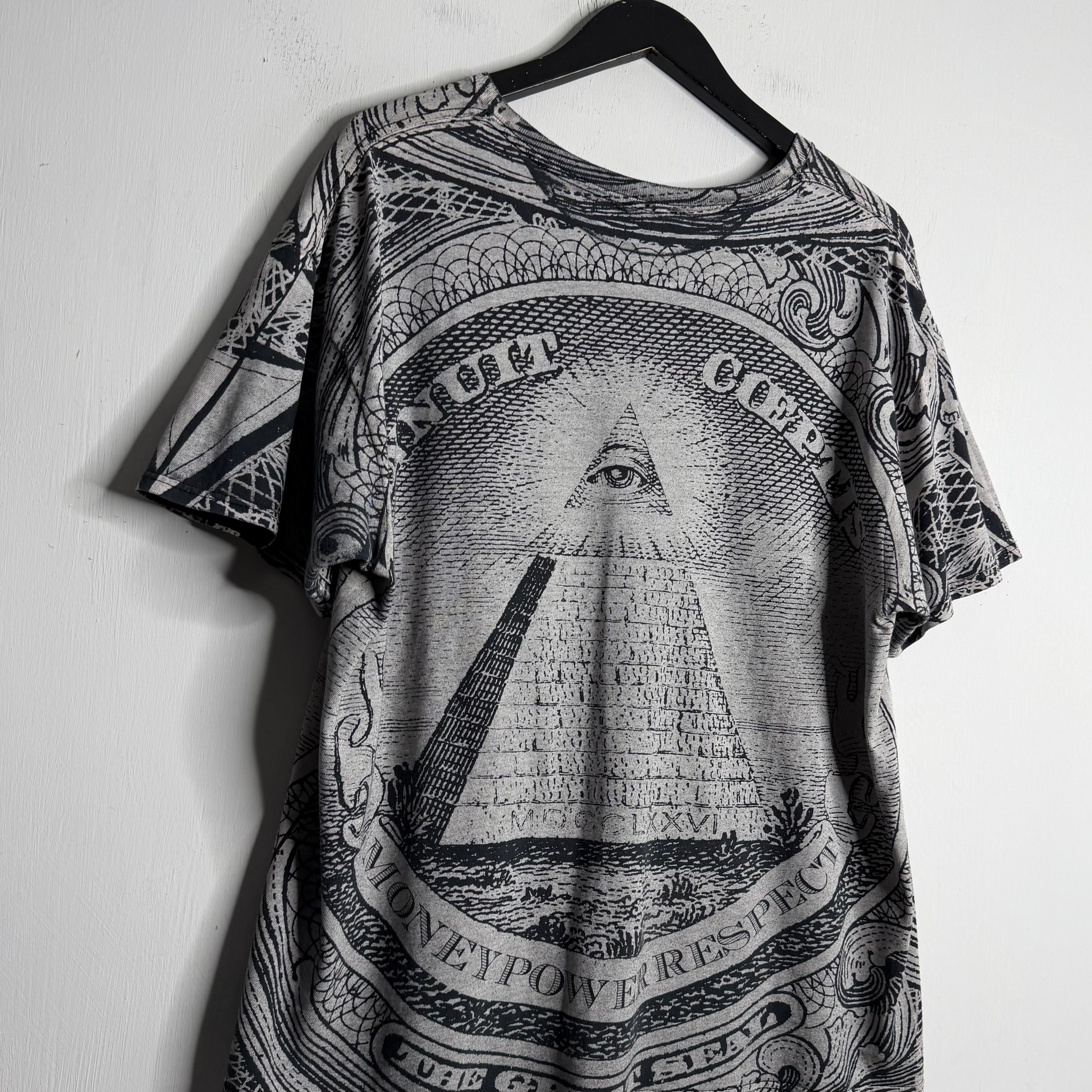 'Money, Power, Respect' - Early 00S - Wide L/XL