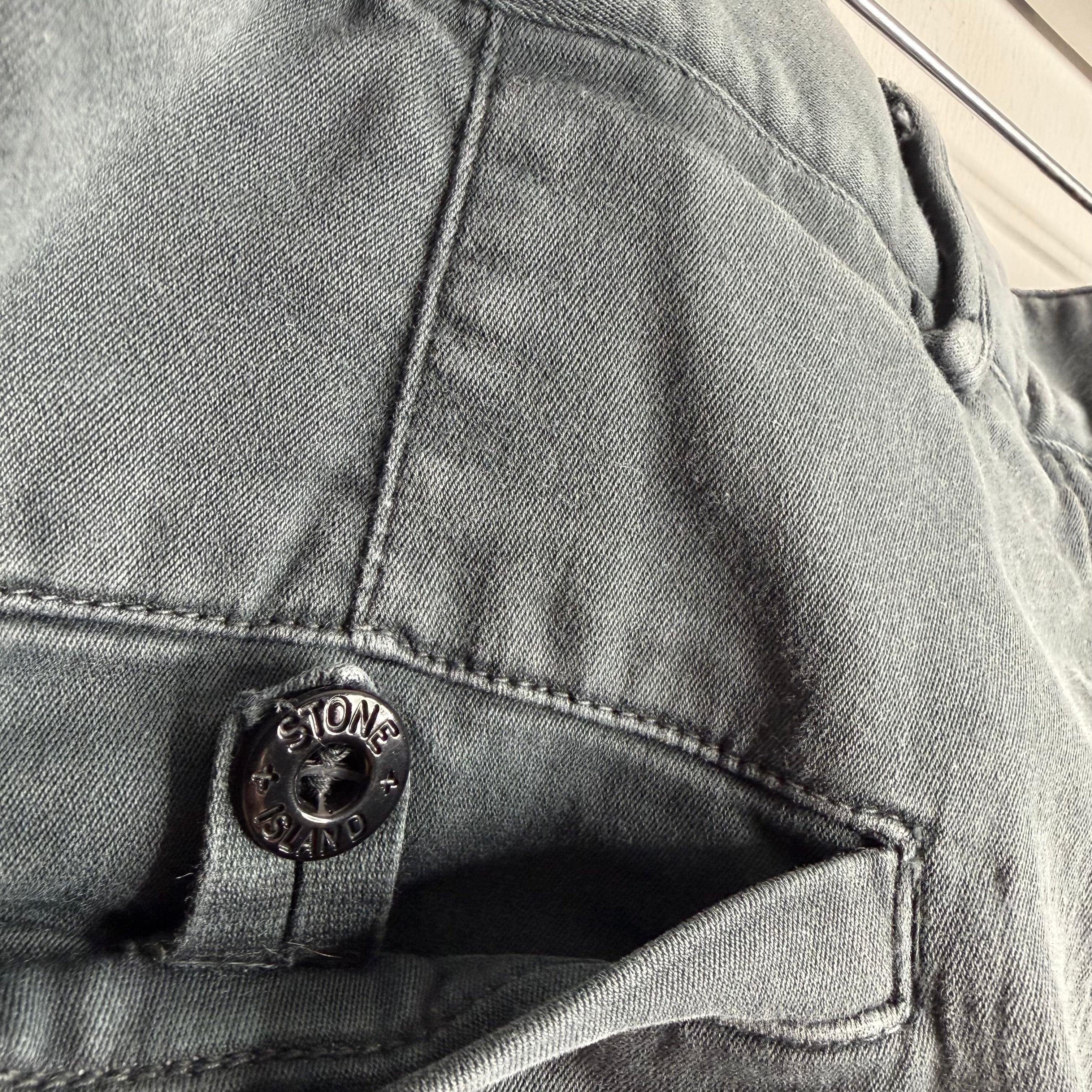 Stone Island Cargo Shorts - 2000s - 31