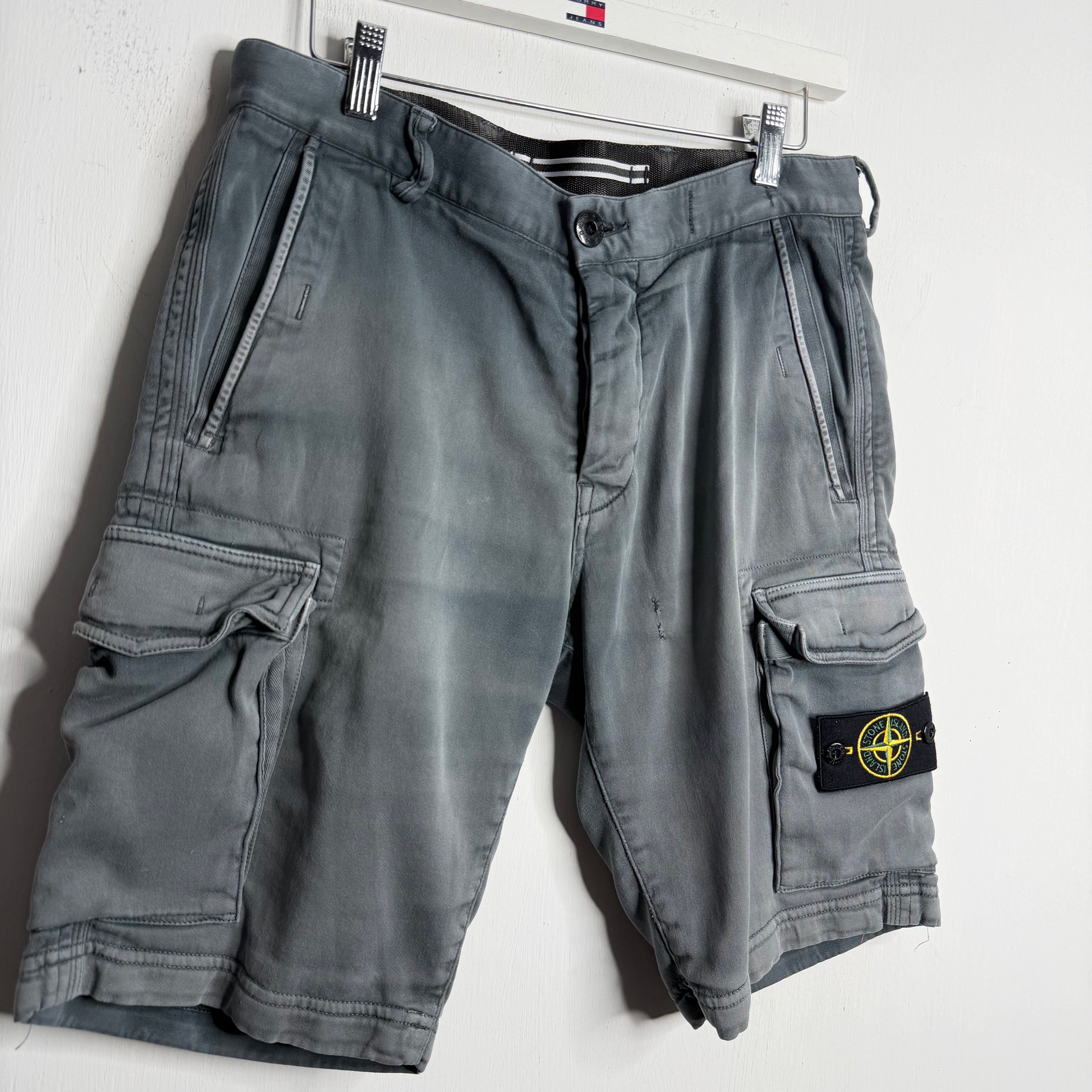 Stone Island Cargo Shorts - 2000s - 31