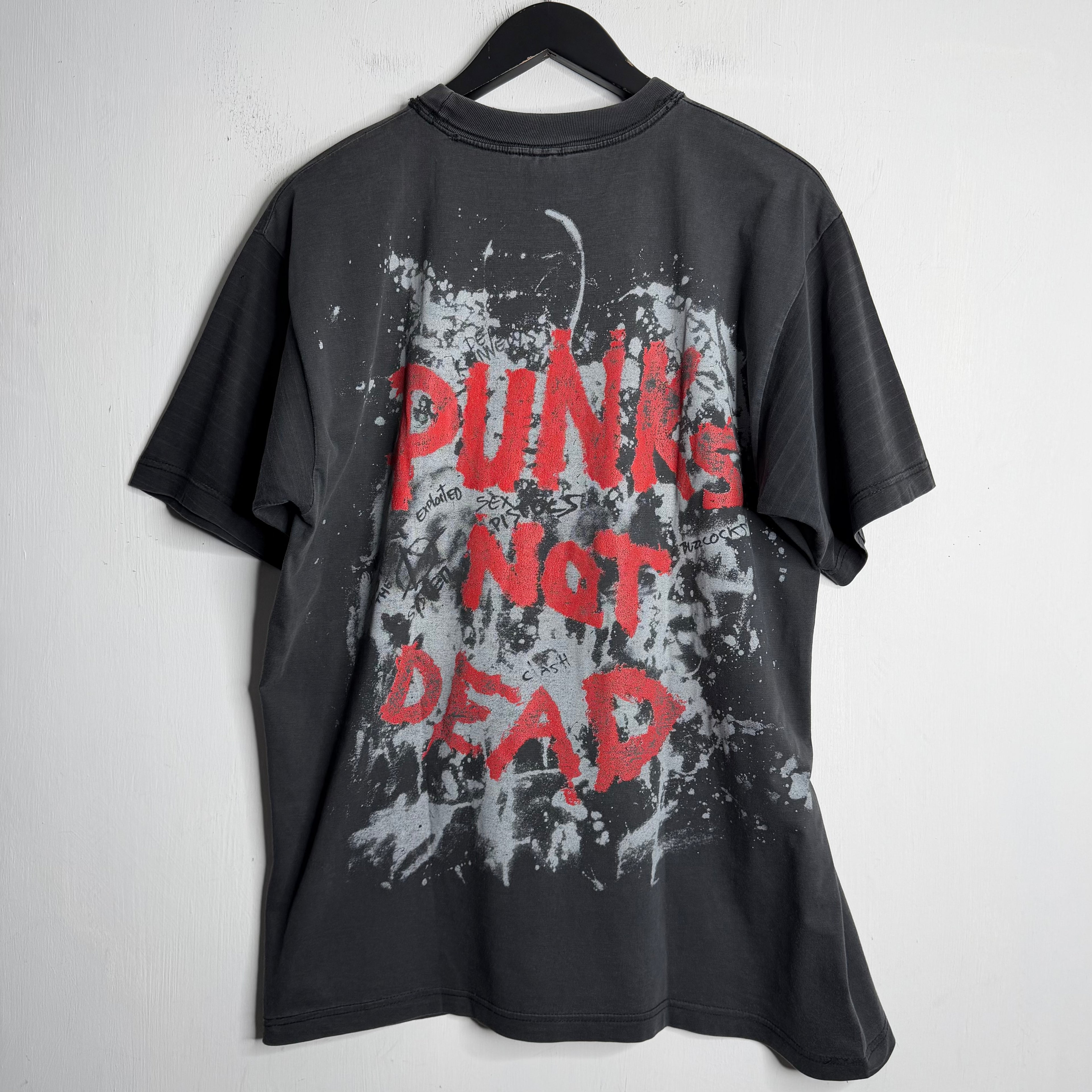 The Clash 'Punks Not Dead' - Mid 90s - L/XL