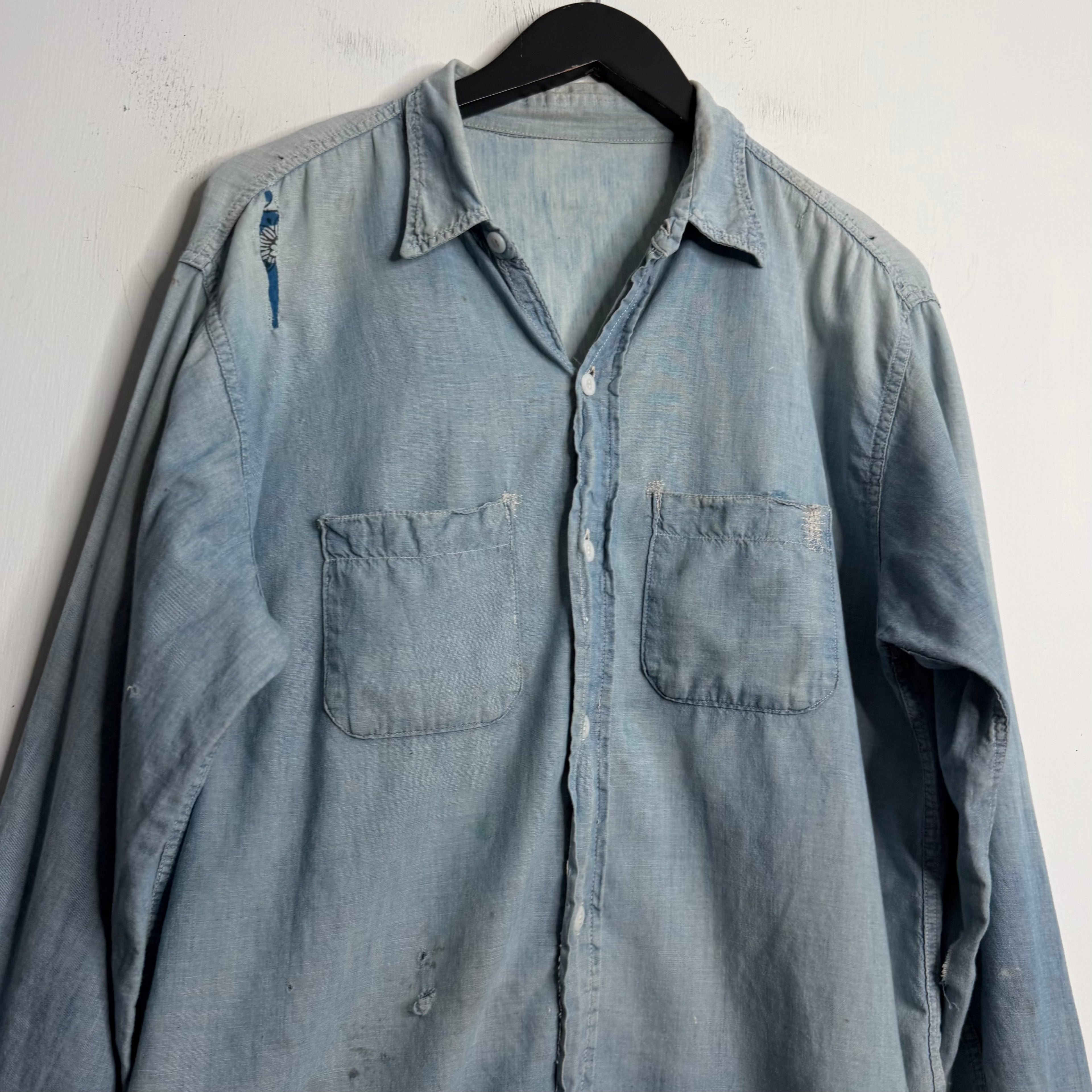 Faded + Repaired Chambray Shirt - 1960s - L